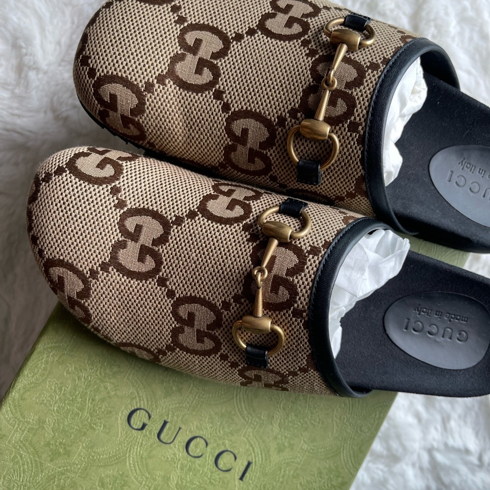 Gucci GG Sandals (Size 8) new with box
